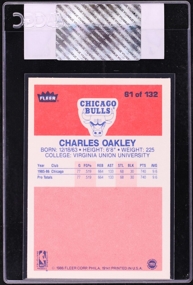 1986 Fleer Basketball Charles Oakley ROOKIE #81 CGC AUTH