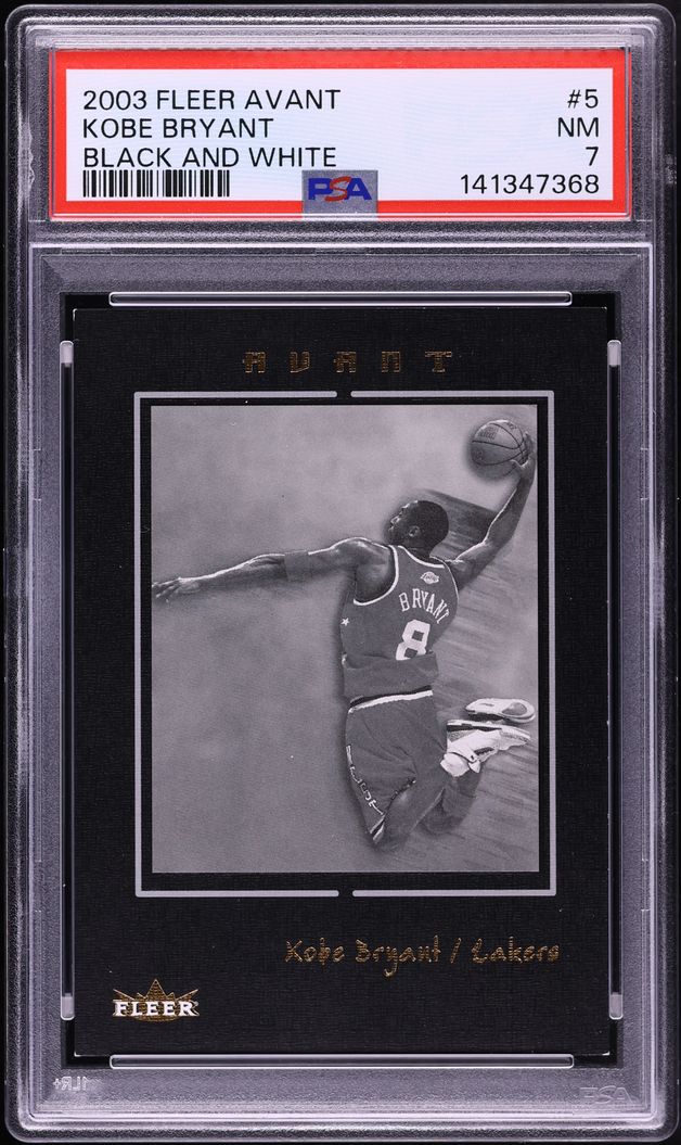 2003 Fleer Avant Black And White Kobe Bryant /199 #5 PSA 7 NRMT