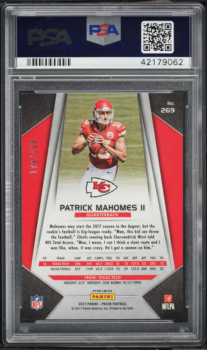 2017 Panini Prizm Light Blue Patrick Mahomes II ROOKIE /199 #269 PSA 9 MINT