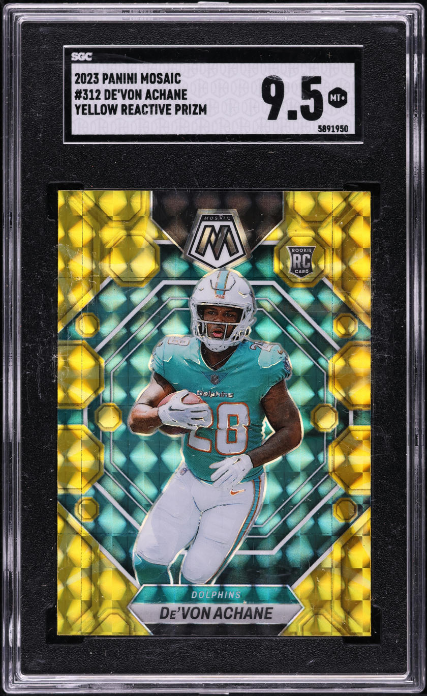 2023 Panini Mosaic Yellow Reactive Prizm De'Von Achane ROOKIE #312 SGC 9.5 MINT+