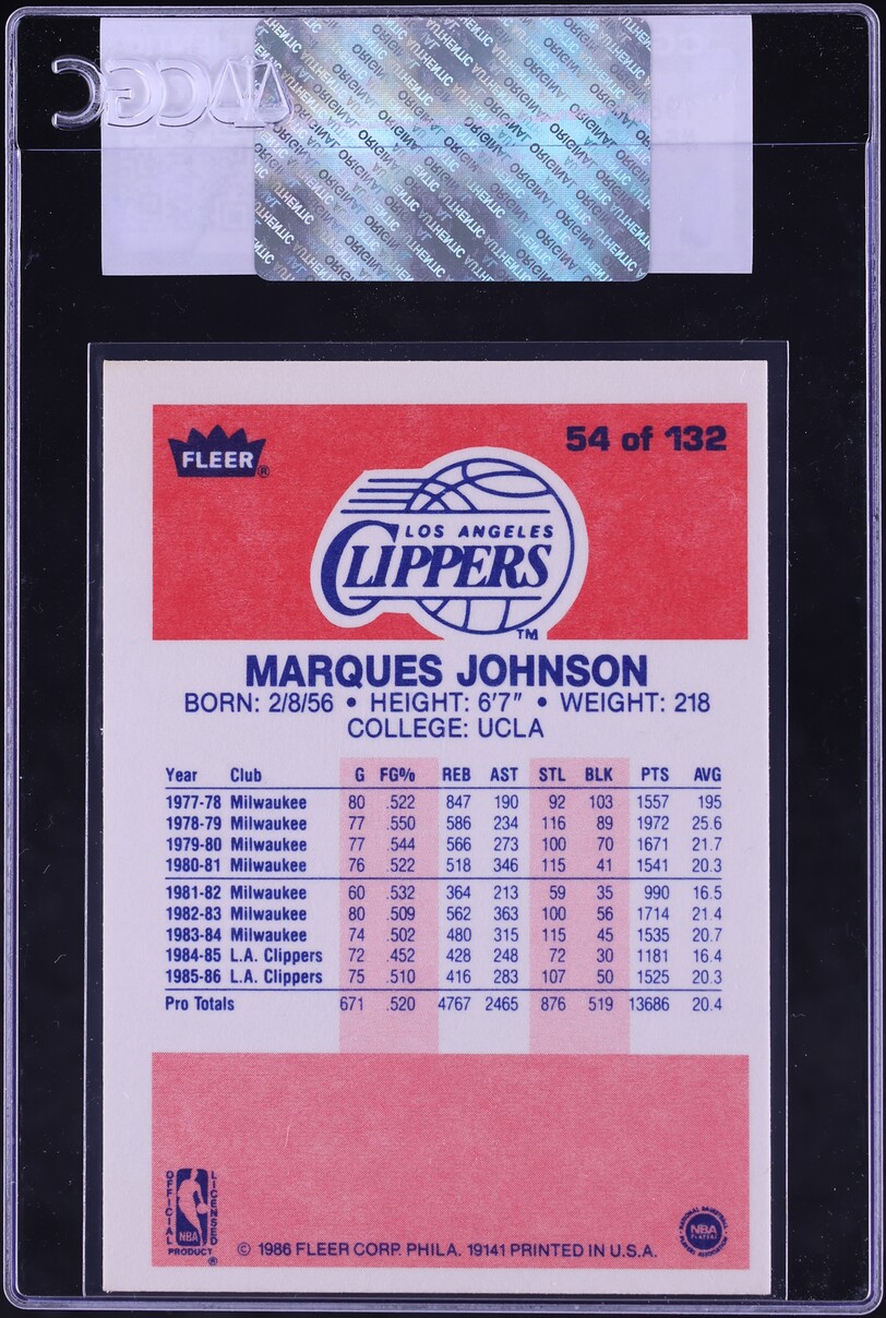 1986 Fleer Basketball Marques Johnson #54 CGC AUTH