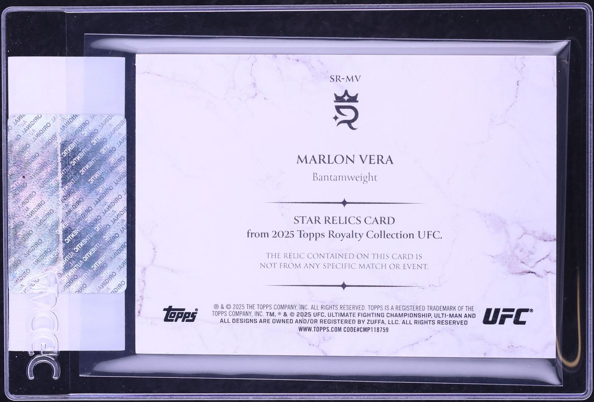 2025 Topps Royalty UFC Star Blue Marlon Vera PATCH /25 #SR-MV CGC AUTH