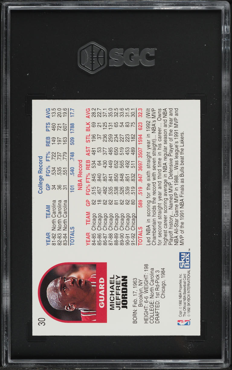 1992 Hoops Michael Jordan #30 SGC 9 MINT