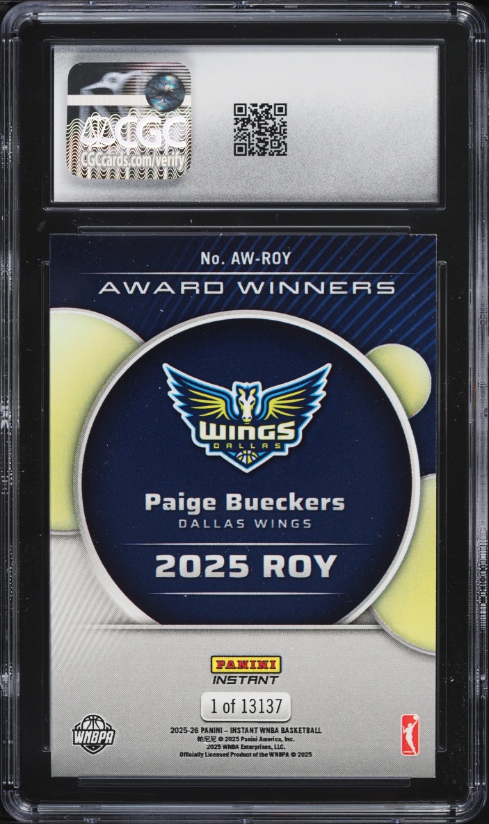 2025 Panini Instant WNBA Award Winners Paige Bueckers ROOKIE /13137 #AW-ROY CGC 9.5 MINT+