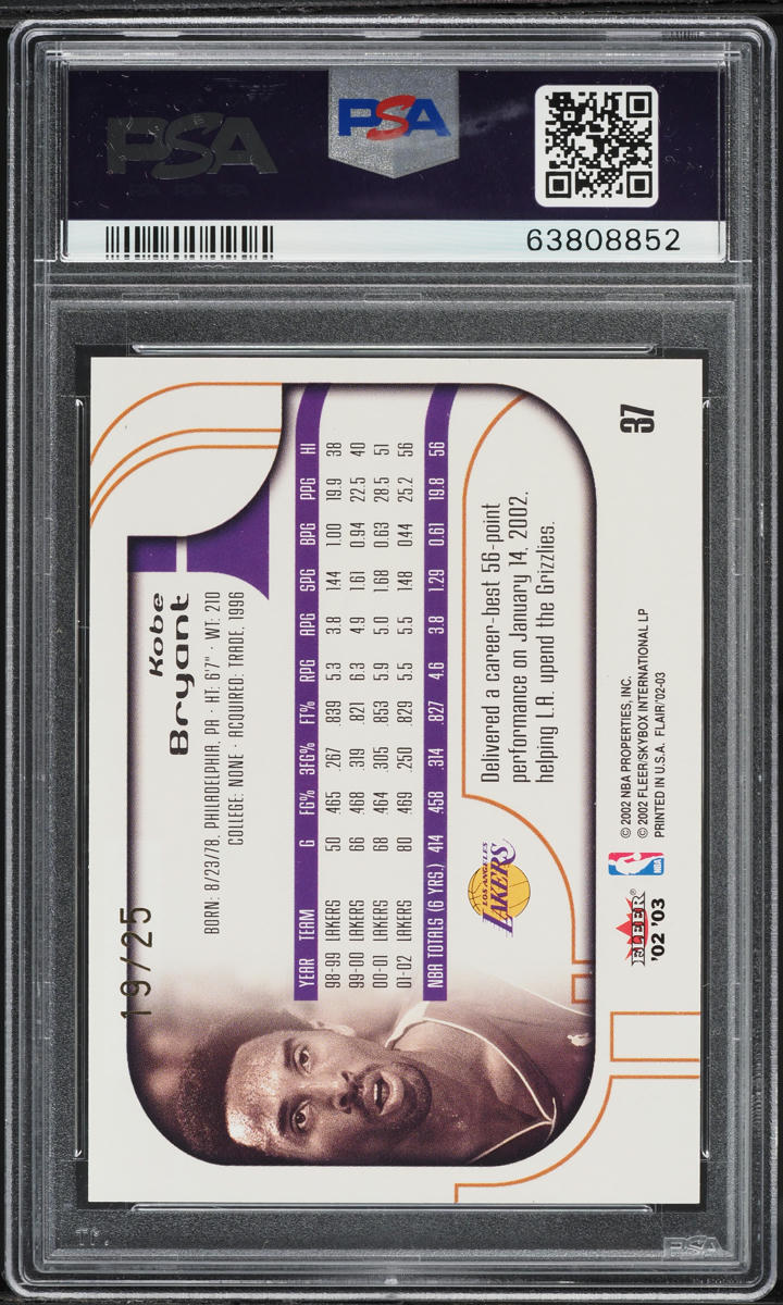 2002 Flair Row 2 Gold Kobe Bryant /25 #37 PSA 9 MINT