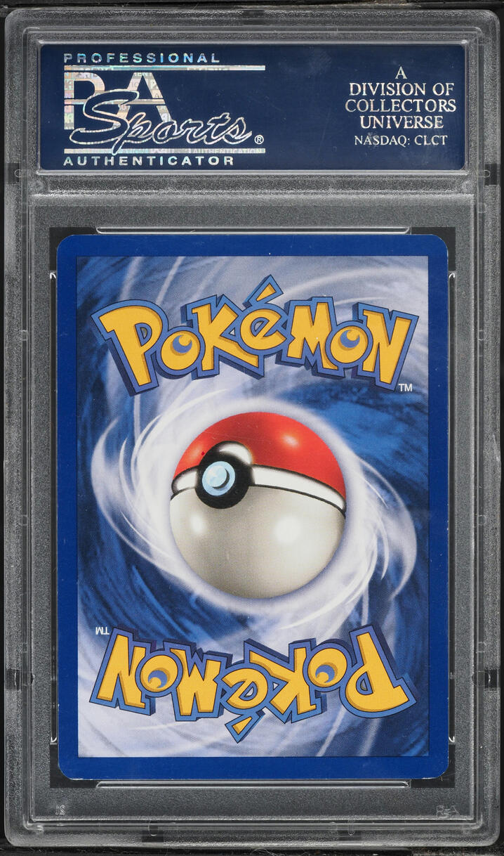 1999 Pokemon Fossil 1st Edition Holo Dragonite #4 PSA 8 NM-MT