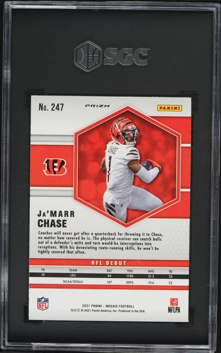 2021 Panini Mosaic NFL Debut Blue Reactive Prizm Ja'Marr Chase ROOKIE #247 SGC 9.5 MINT+