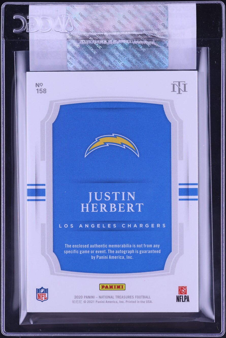 2020 National Treasures Justin Herbert ROOKIE PATCH AUTO /99 #158 CGC AUTH