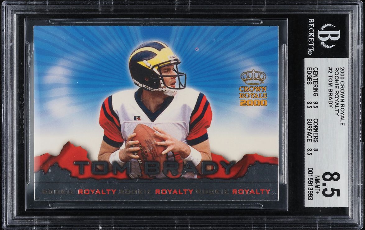 2000 Pacific Crown Royale Royalty Tom Brady ROOKIE #2 BGS 8.5 NM-MT+