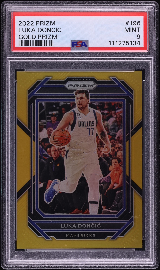 2022 Panini Prizm Gold Luka Doncic /10 #196 PSA 9 MINT