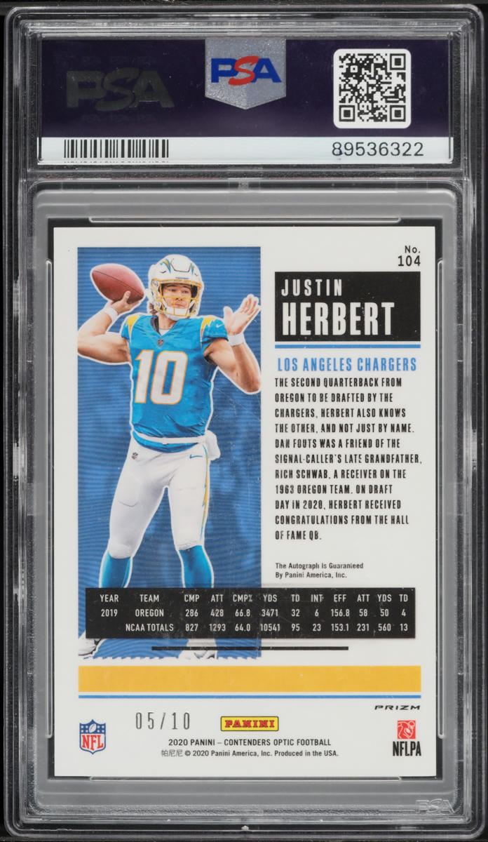 2020 Panini Contenders Optic Gold Justin Herbert ROOKIE AUTO /10 #104 PSA 9 MINT