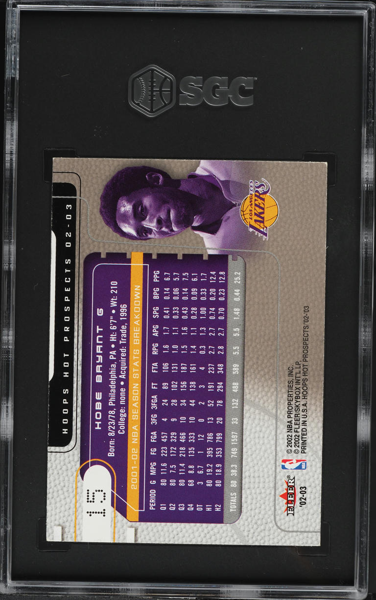2002 Hoops Hot Prospects Kobe Bryant #15 SGC 8 NM-MT