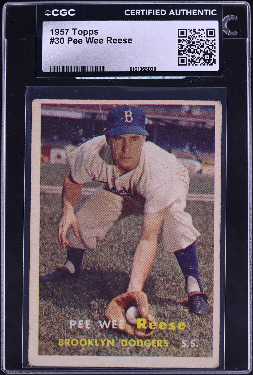 1957 Topps Pee Wee Reese #30 CGC AUTH