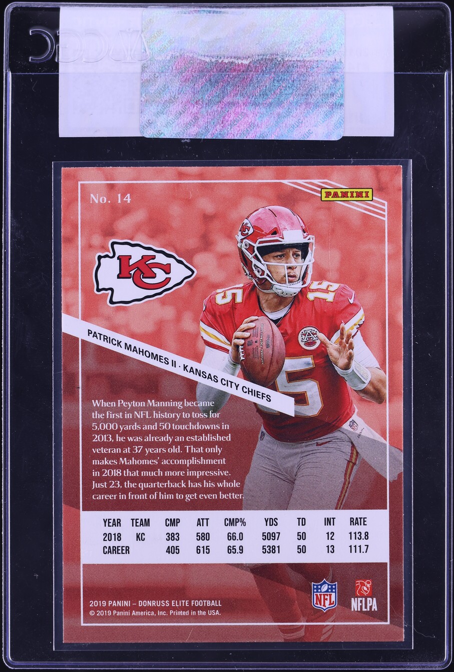 2019 Donruss Elite Patrick Mahomes II #14 CGC AUTH