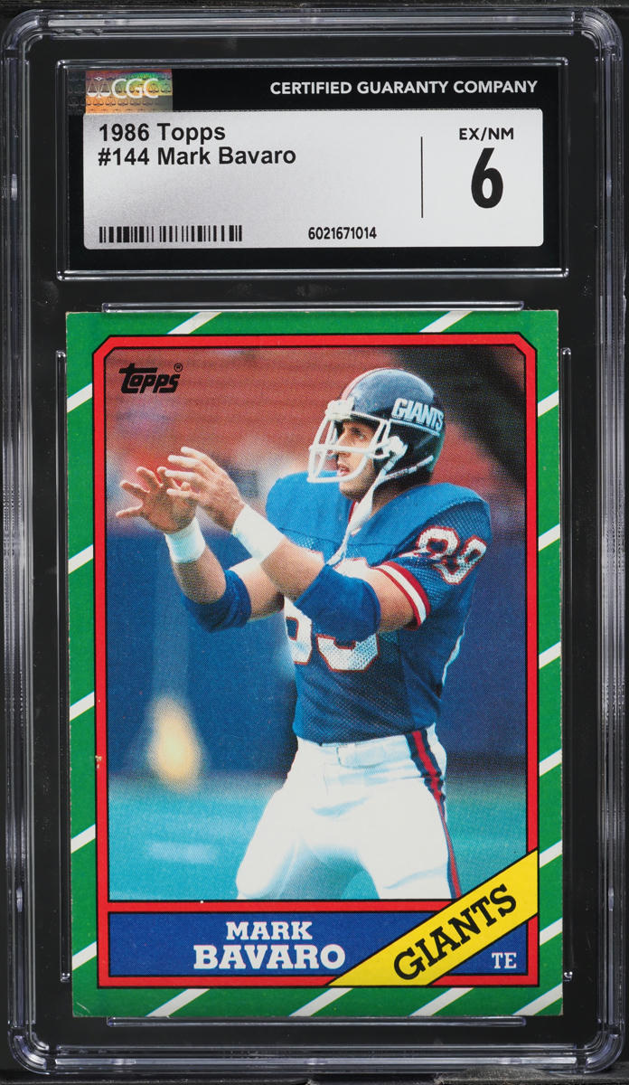 1986 Topps Football Mark Bavaro ROOKIE #144 CGC 6 EXMT