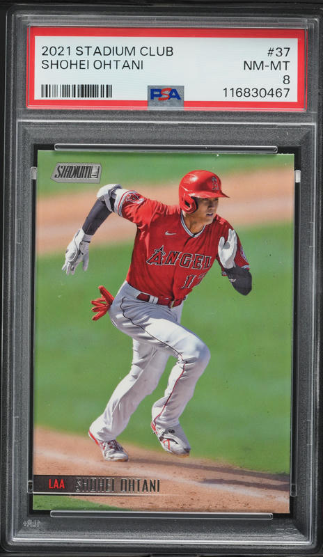 2021 Topps Stadium Club Chrome #37b Shohei Ohtani PSA 8 on