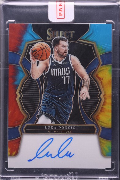 2022 Panini Mosaic Reactive Yellow Luka Doncic #1 PSA 10 GEM MINT