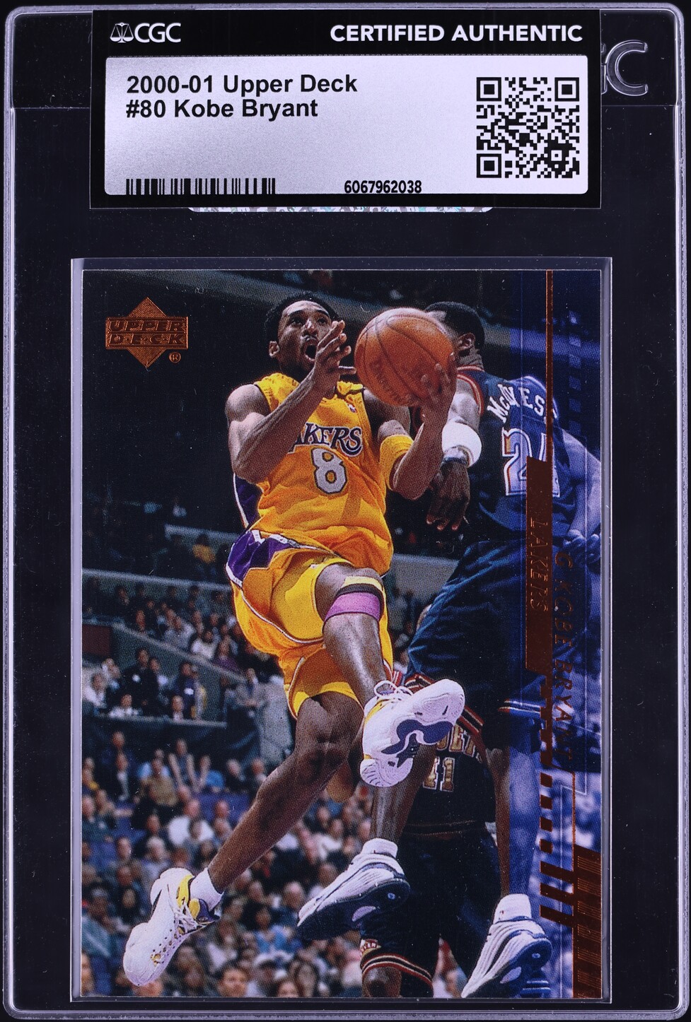 2000 Upper Deck Basketball Kobe Bryant #80 CGC AUTH - Main Image