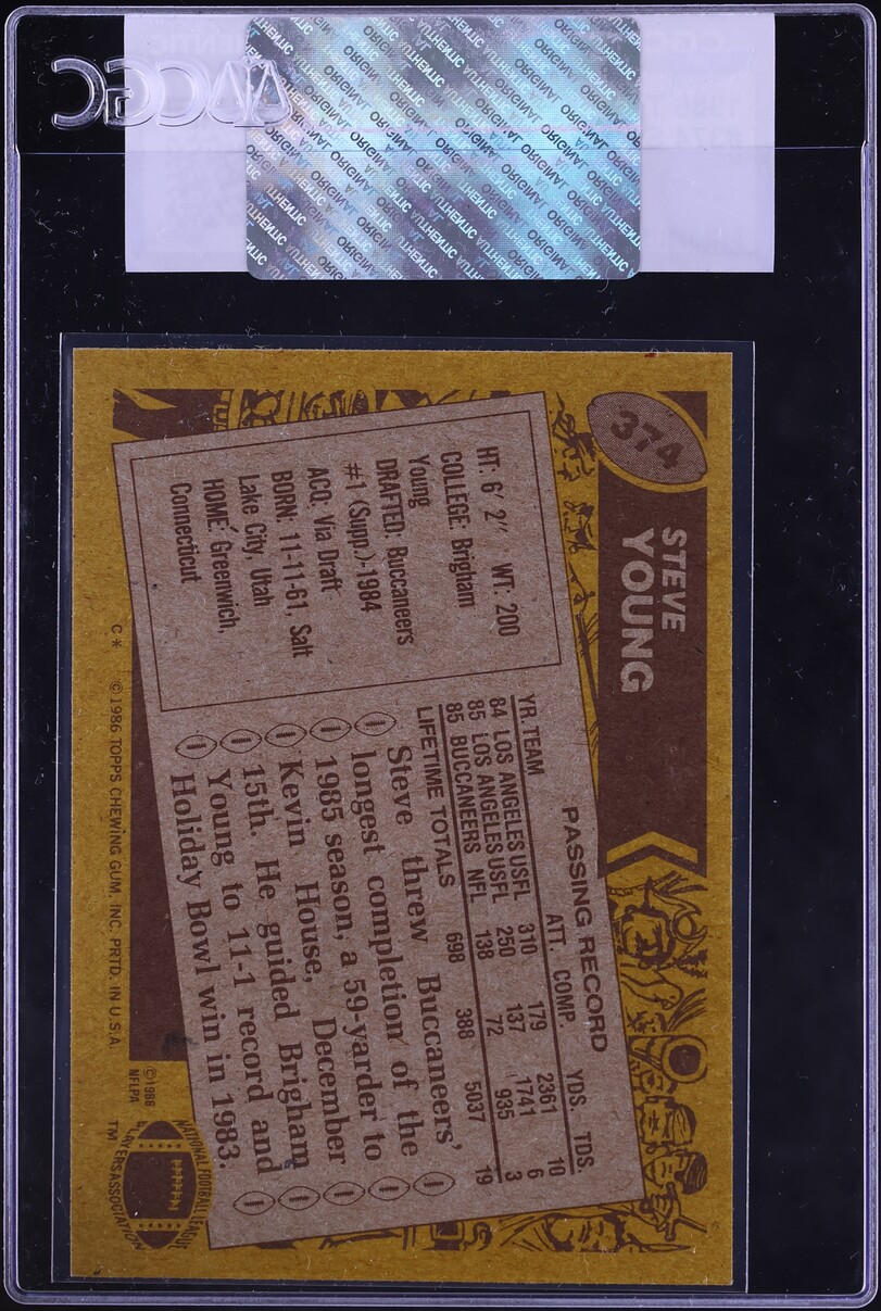 1986 Topps Football Steve Young ROOKIE #374 CGC AUTH