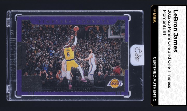 2008 Topps Chrome Refractor LeBron James #23 PSA 9 MINT on