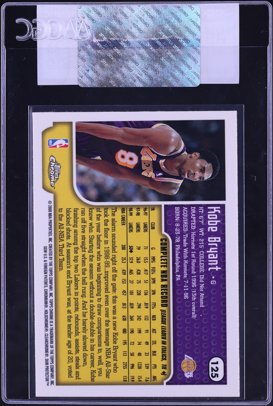 1999 Topps Chrome Kobe Bryant #125 CGC AUTH