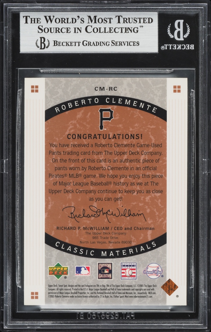 2005 Sweet Spot Classic Materials Roberto Clemente Pants PATCH #CM-RC BGS 9 MINT