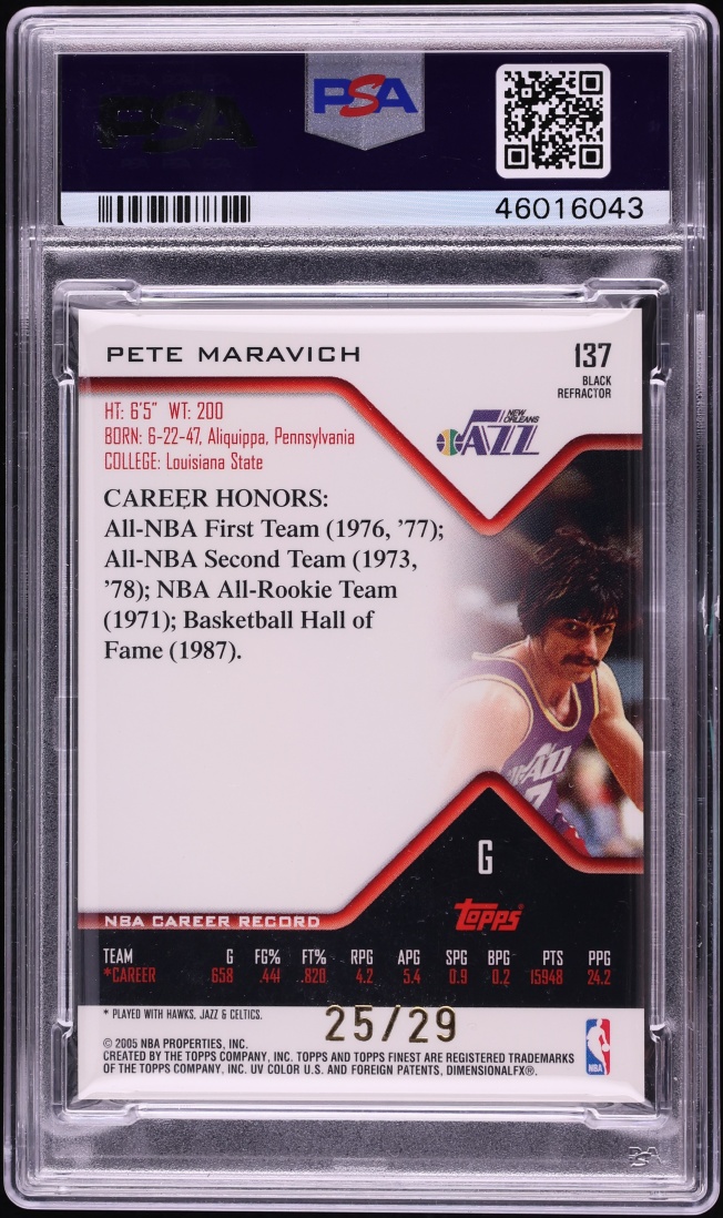 2004 Finest Black Refractor Pete Maravich /29 #137 PSA 7 NRMT - Photo 2