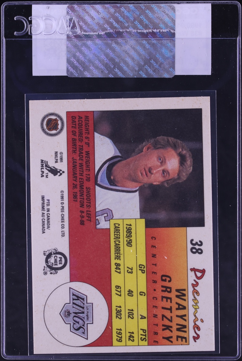 1990 O-Pee-Chee Premier Wayne Gretzky #38 CGC AUTH