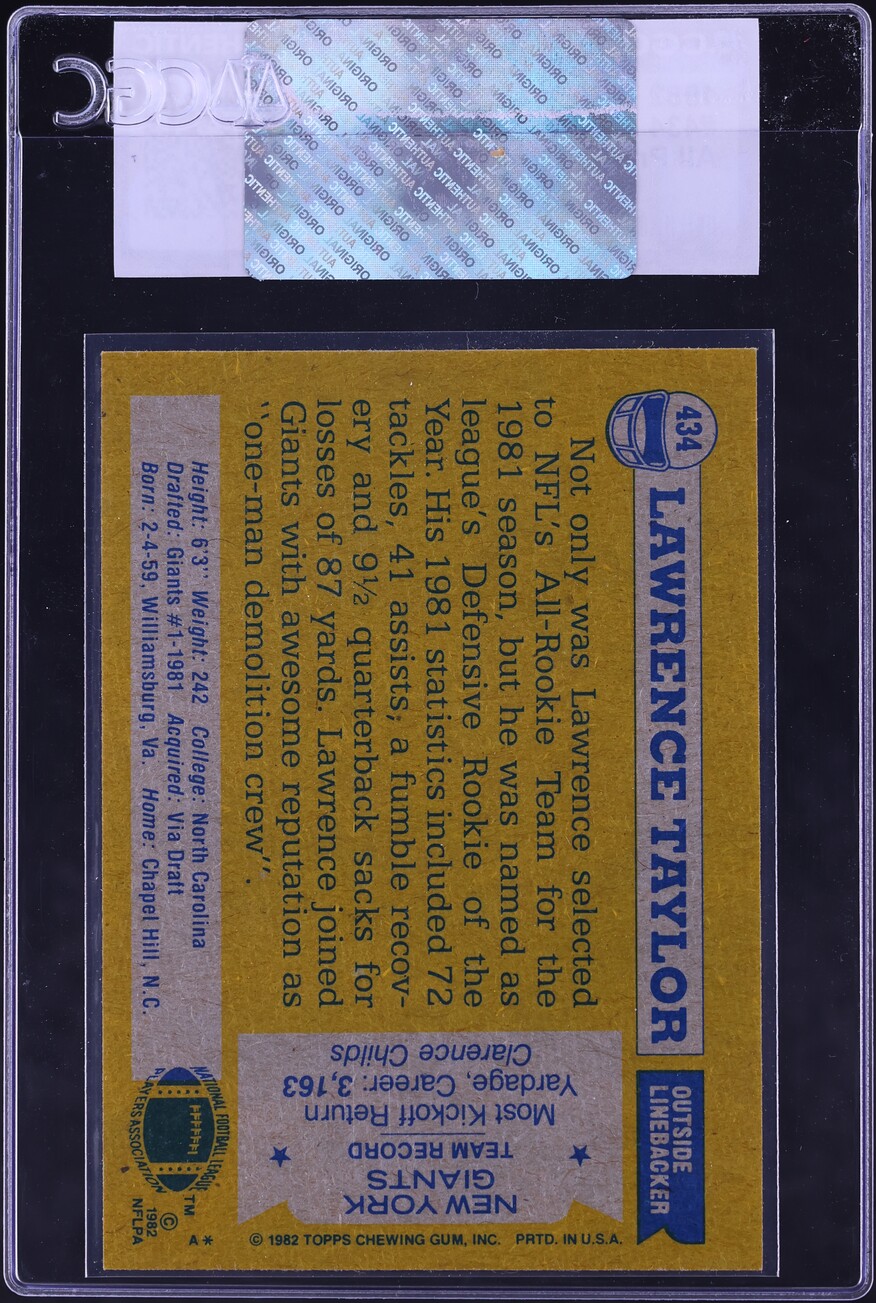 1982 Topps All Pro Lawrence Taylor ROOKIE, ALL-PRO #434 CGC AUTH