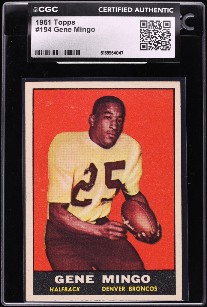 1961 Topps Football Gene Mingo #194 CGC AUTH