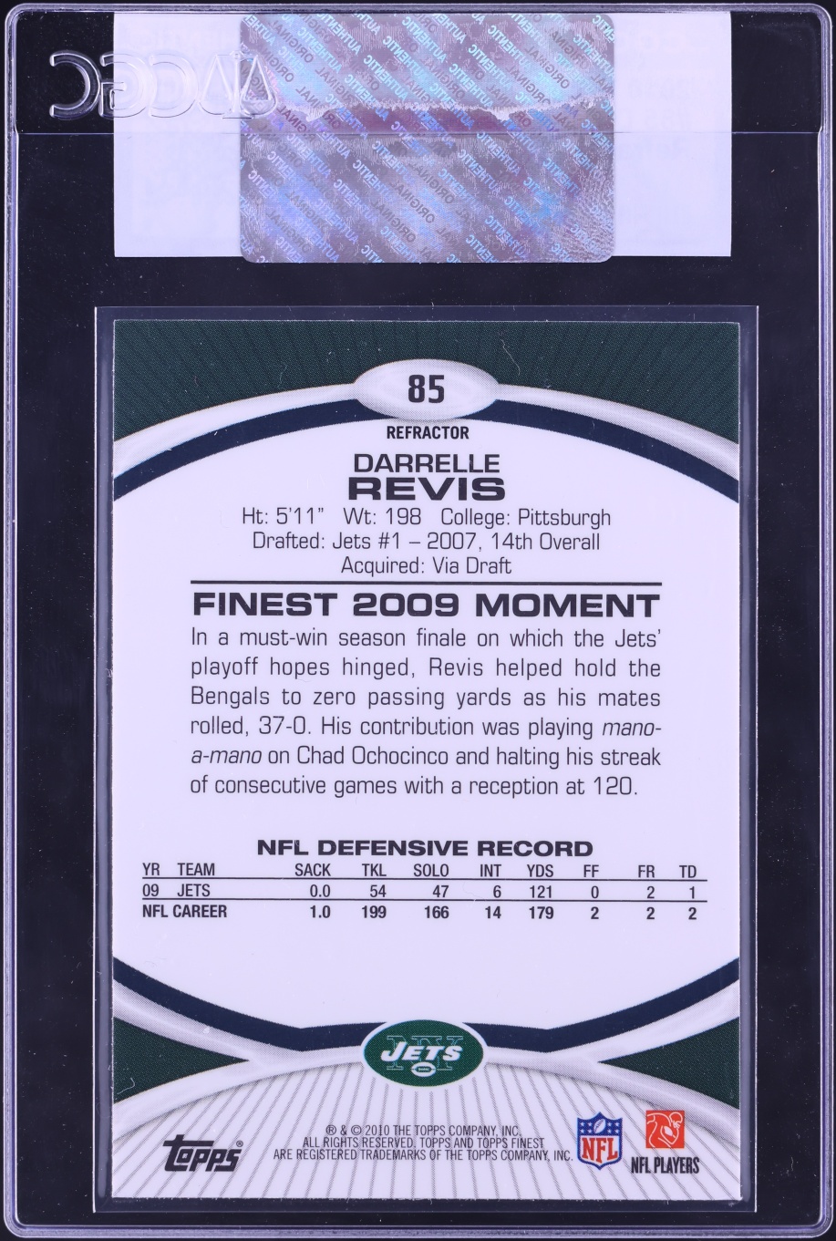 2010 Finest Refractor Darrelle Revis #85 CGC AUTH