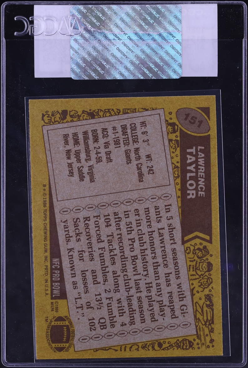 1986 Topps Football Lawrence Taylor ALL PRO #151 CGC AUTH