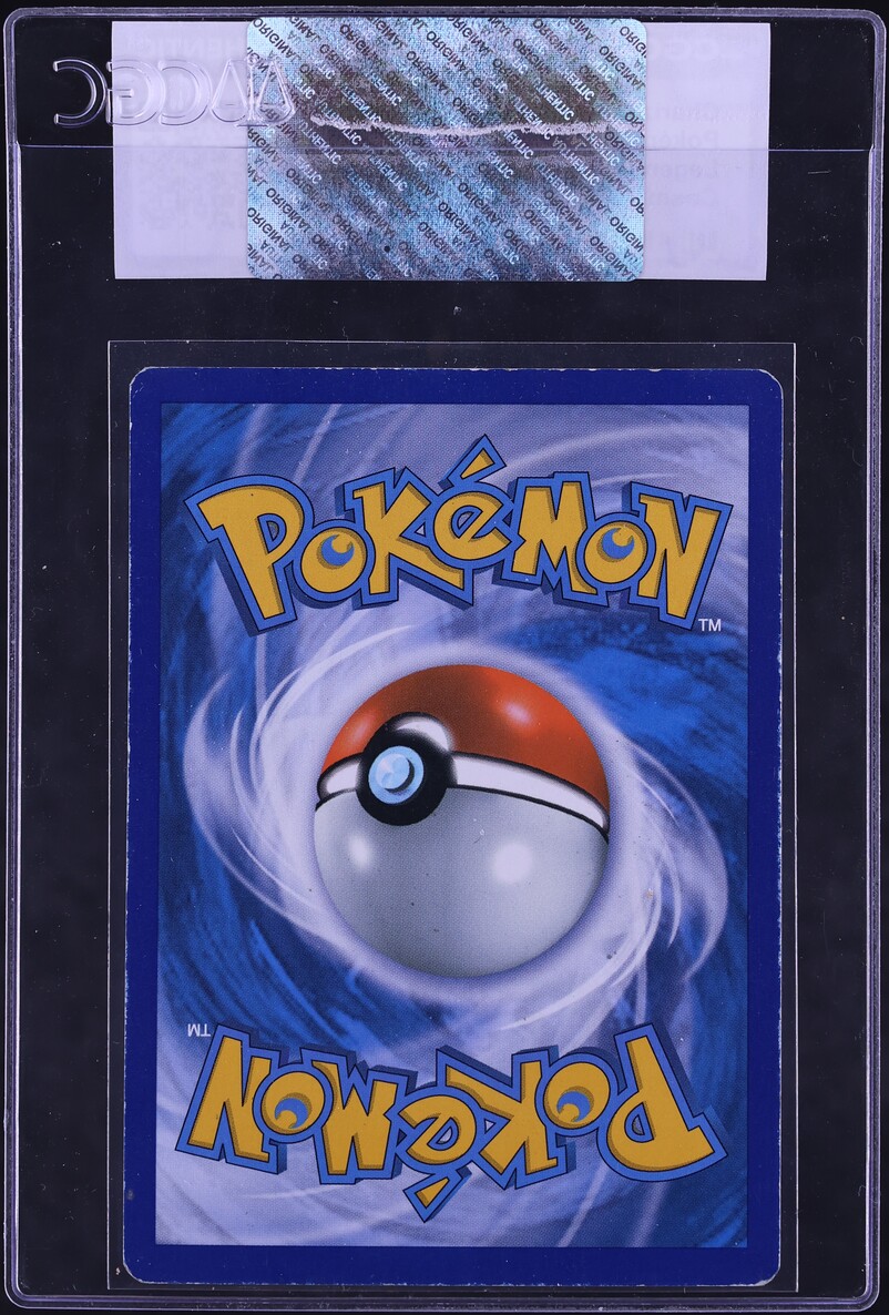 2013 Pokemon Black & White Legendary Treasures Cosmos Holo Charizard #19 CGC AUTH