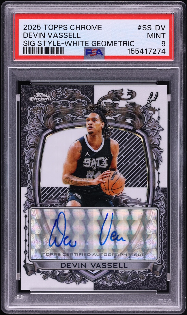 2025 Topps Chrome Signature Style White Geometric Devin Vassell AUTO 2/2 #SS-DV PSA 9 MINT