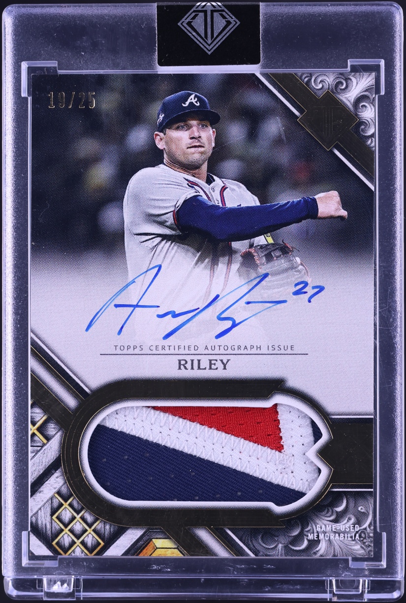 2025 Topps Transcendent Collection Austin Riley PATCH AUTO /25 #PCA-AR