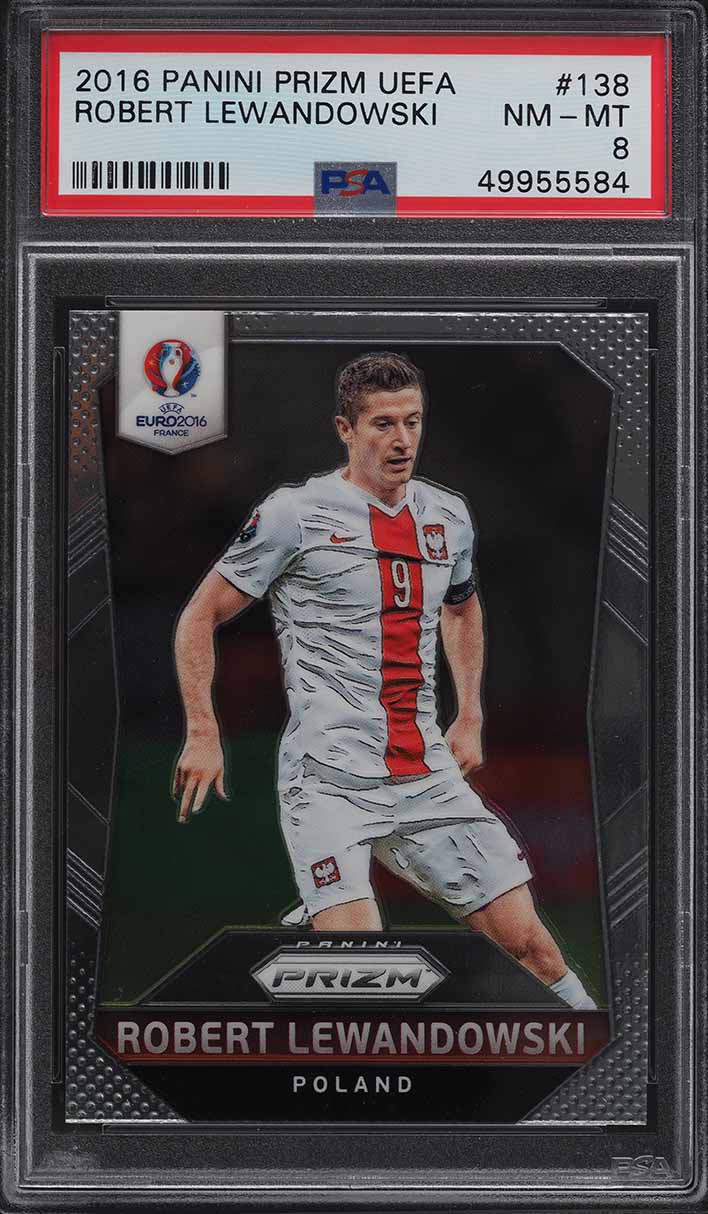 2016 Panini Prizm UEFA Robert Lewandowski #138 PSA 8 NM-MT