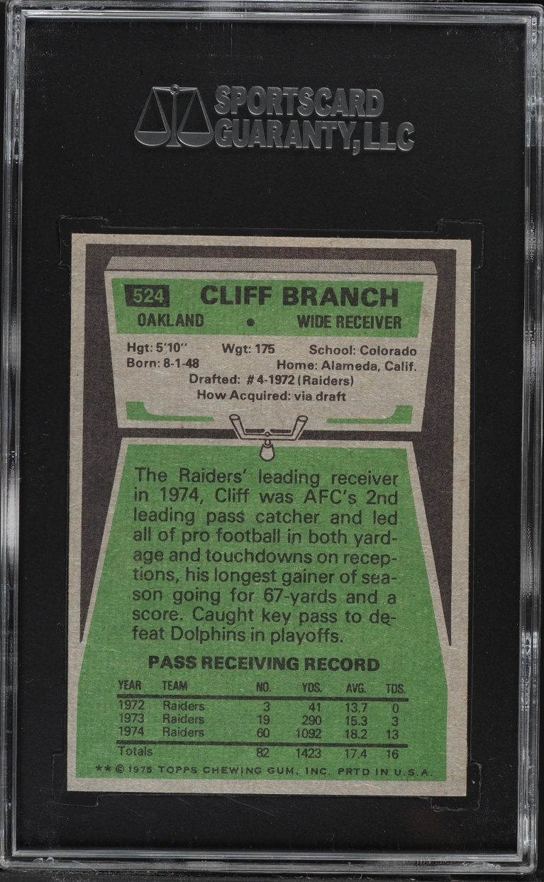 1975 Topps Football Cliff Branch ROOKIE #524 SGC 8 NM-MT