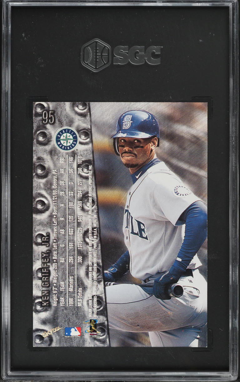 1999 Metal Universe Ken Griffey Jr. #95 SGC 9.5 MINT+
