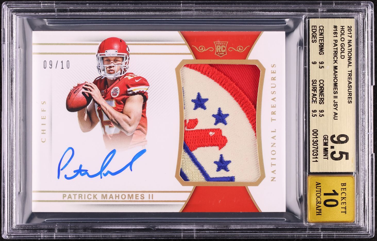 2017 National Treasures Gold Patrick Mahomes ROOKIE PATCH AUTO /10 BGS 9.5 GEM