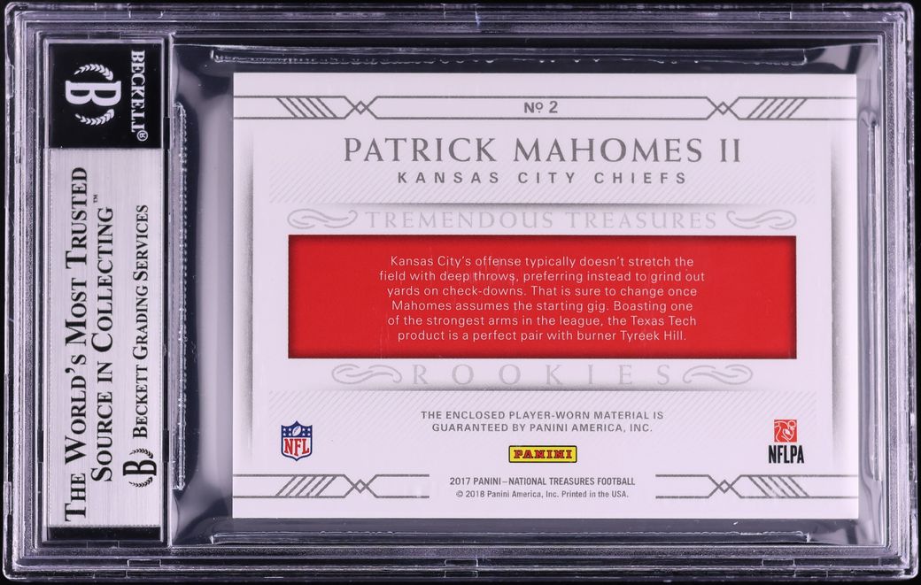 2017 National Treasures Tremendous Patrick Mahomes II ROOKIE SHIELD PATCH 1/1 #2 BGS 9 MINT - Photo 2