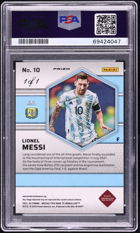 2021 Panini Mosaic FIFA Road To World Cup Black Prizm Lionel Messi 1/1 #10 PSA 9