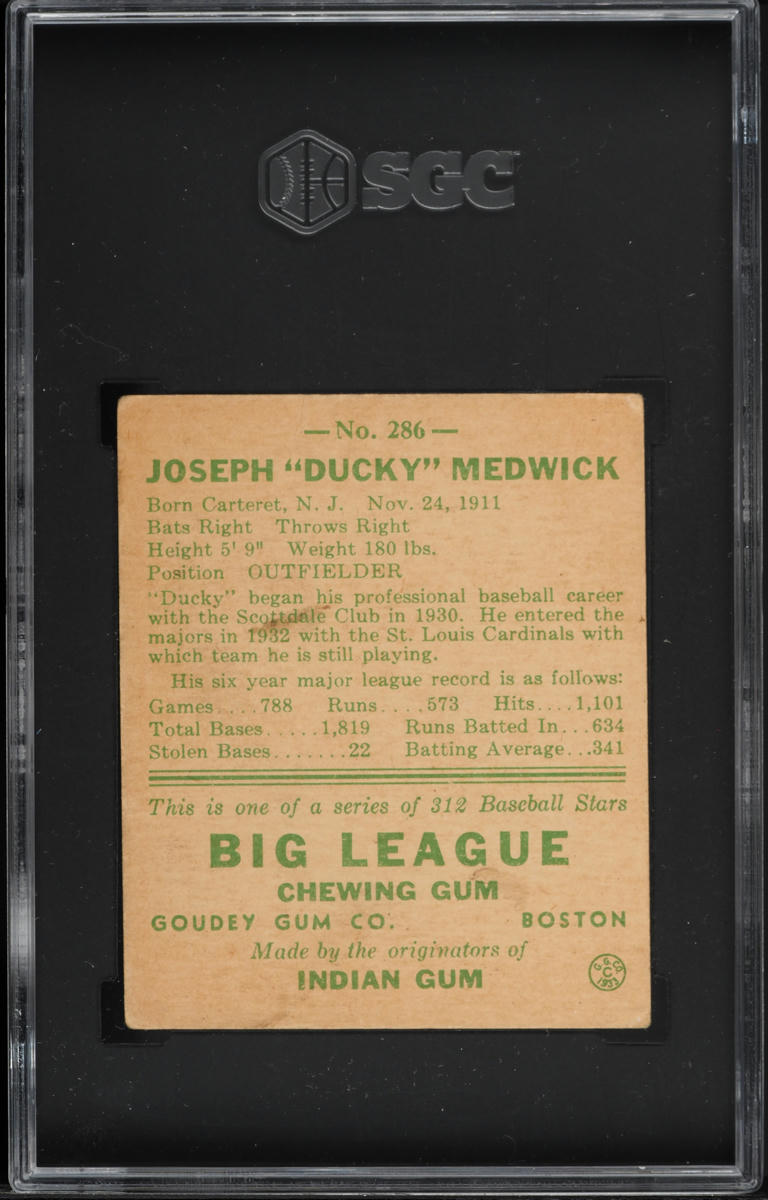 1938 Goudey Heads Up Joe Ducky Medwick #286 SGC 2.5 GD+