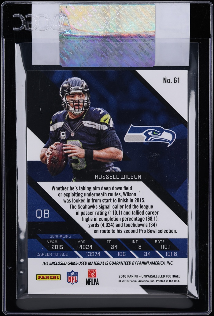 2016 Panini Unparalleled Jumbo NFL Russell Wilson SHIELD PATCH 1/1 #61 CGC AUTH - Photo 2