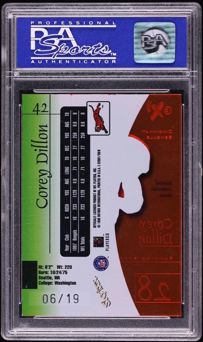 1998 Skybox E-X 2001 Essential Credentials Future Corey Dillon /19 #42 PSA 9 MINT