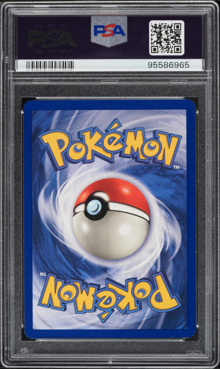 1999 Pokemon Fossil 1st Edition Dragonite #19 PSA 8 NM-MT