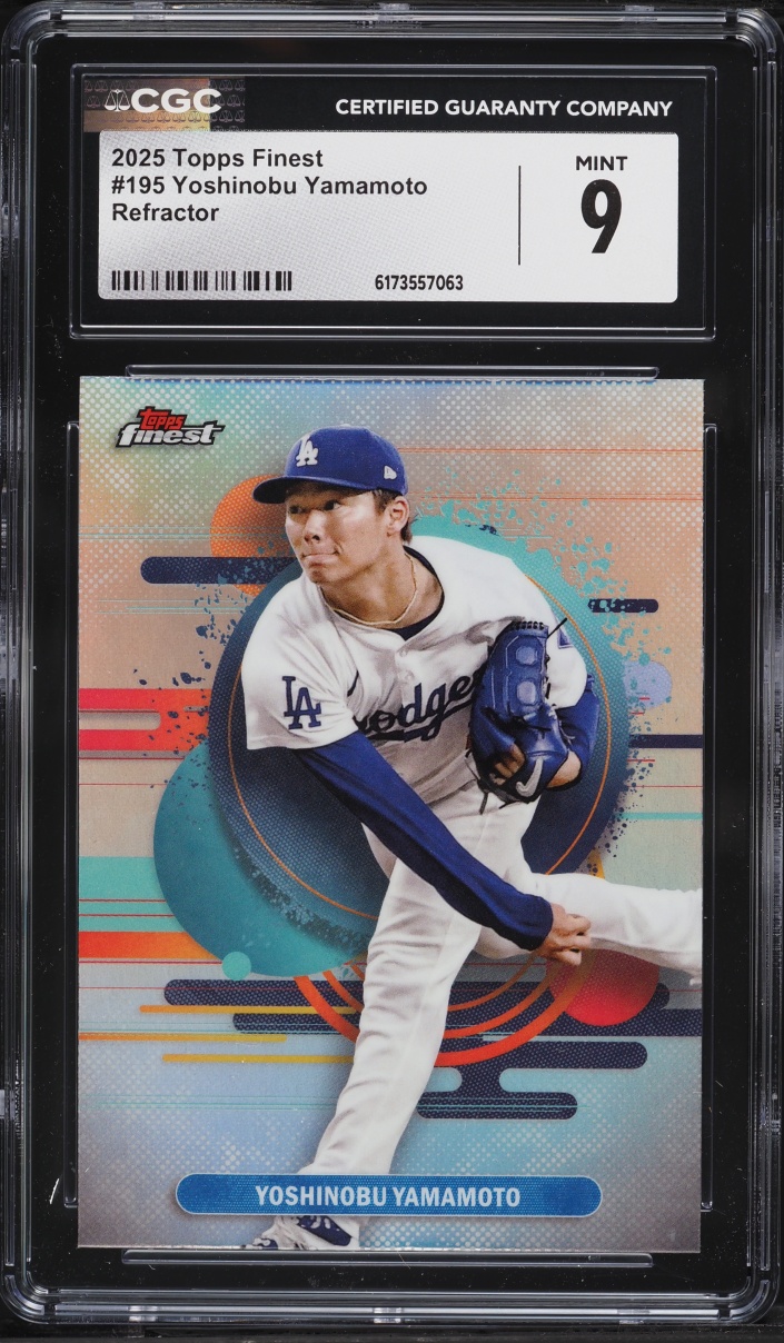 2025 Finest Refractor Yoshinobu Yamamoto #195 CGC 9 MINT