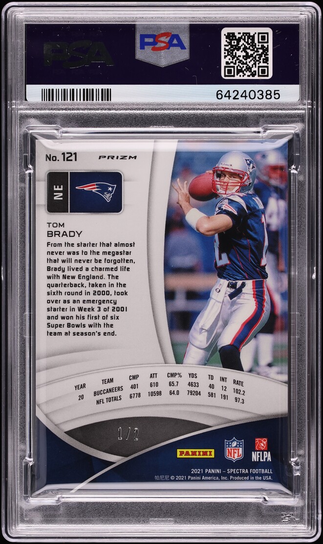 2021 Panini Spectra Nebula Tom Brady 1/2 #121 PSA 9 MINT - Photo 2