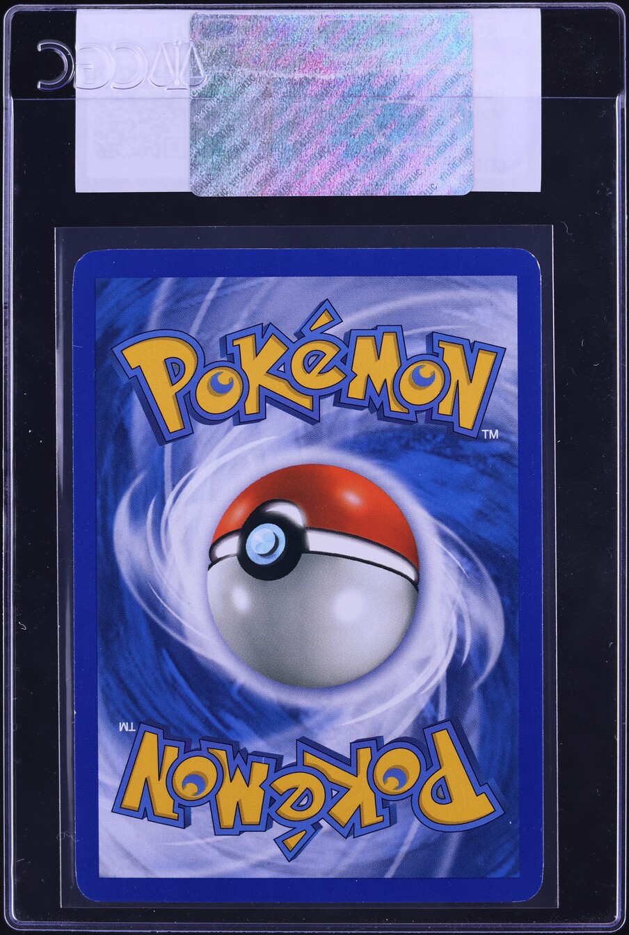 2008 Pokemon Diamond & Pearl Majestic Dawn Flareon #19 CGC AUTH