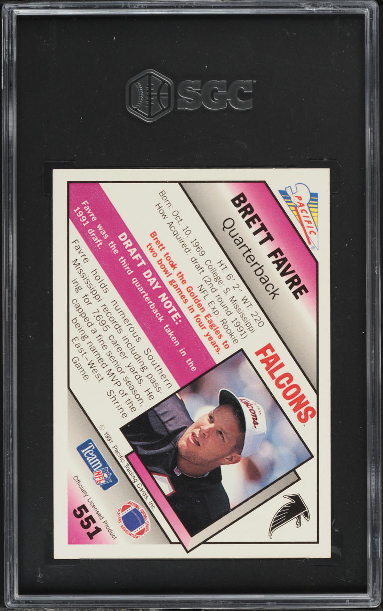 1991 Pacific Football Brett Favre ROOKIE #551 SGC 9.5 MINT+