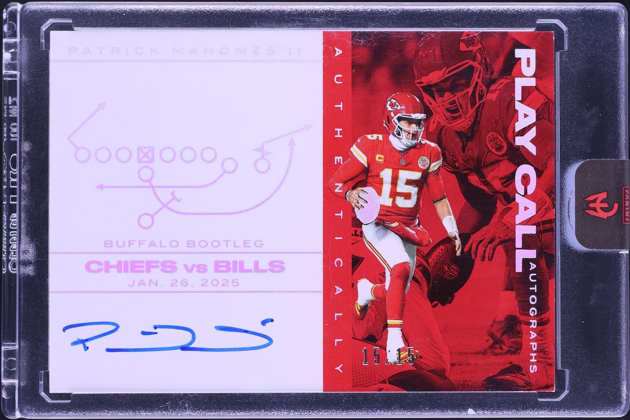 2025 Panini Authentically Mahomes Play Call Patrick Mahomes II AUTO JERSEY # 15/15 #PCA-5